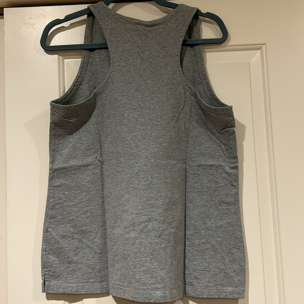 Nike - Picture 2 of 3